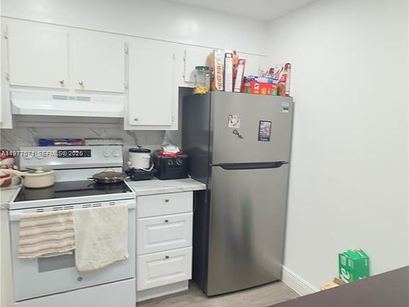 5th image of 11925 NE 2nd Ave #B207