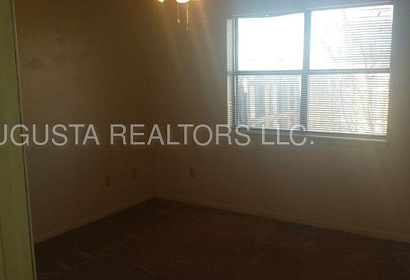 4th image of 4626 Marlboro Dr