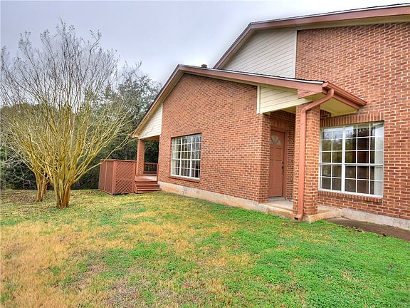 2nd image of 6601 Mesa Hollow Dr