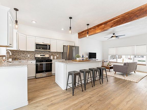 2nd image of 246 Thrive Blvd #10