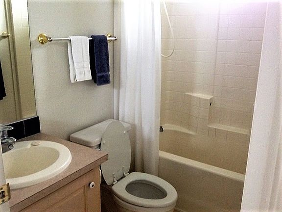 4th image of 48 Ortega Dr #48