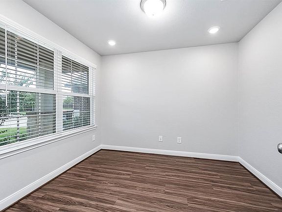 5th image of 4411 Windflower Valley Lane