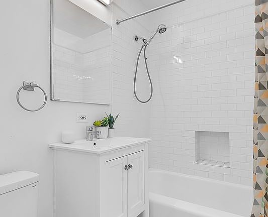 5th image of 115 E 87th St APT 9E