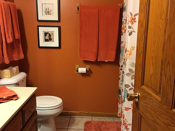 Main floor bathroom.