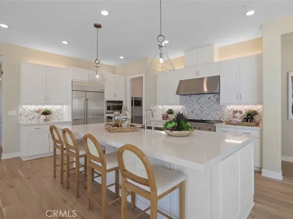 29645 Camino Oso, Valencia, CA 91354
