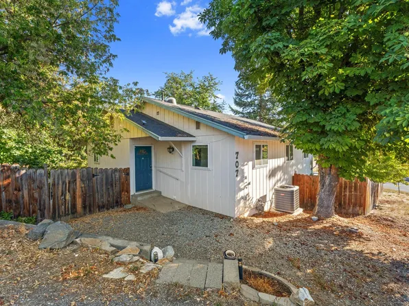 707 N Main St, Colville, WA 99114