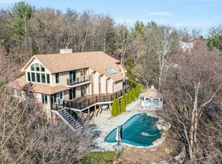 59 Westview Rd, Wayne, NJ 07470