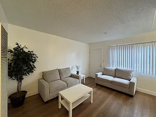11809 Berendo Ave #4 — Photo 2