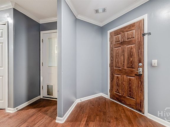 5th image of 25 Allen Brook Drive