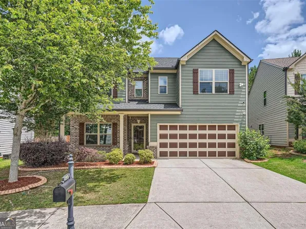 3940 Kingfisher Dr, Atlanta, GA 30349