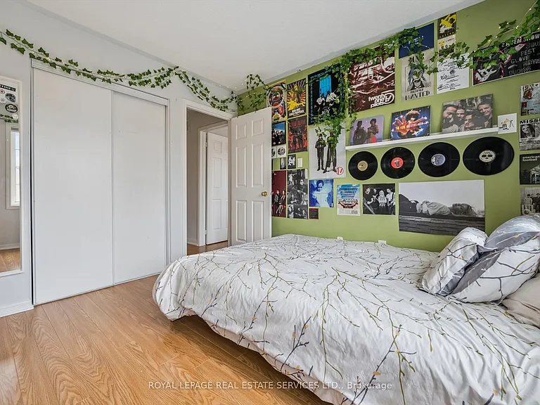 2485 Wooden Hill Cir — Photo 24