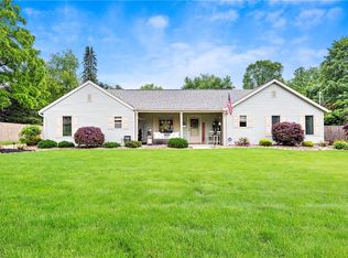 1185 Proctor Rd, Akron, OH 44306