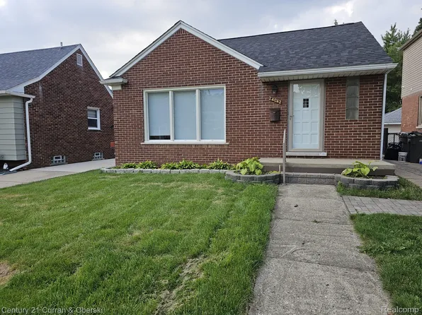 24042 Penn St, Dearborn, MI 48124