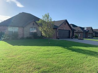 1805 SW Cypress St, Bentonville, AR 72713