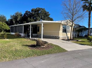 346 Robins Nest, Plant City, FL 33565