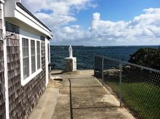5 Shore Dr, Fairhaven, MA 02719