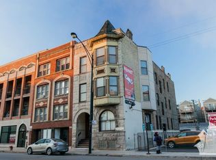 1411 W Irving Park Rd, Chicago, IL 60613