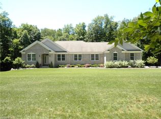 16190 Addington Ct, Newbury, OH