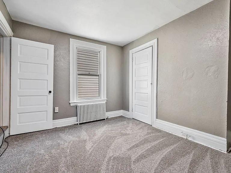 304 Marlow St — Photo 7