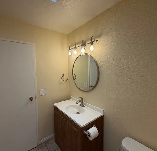 1609 Grove St #B — Photo 23