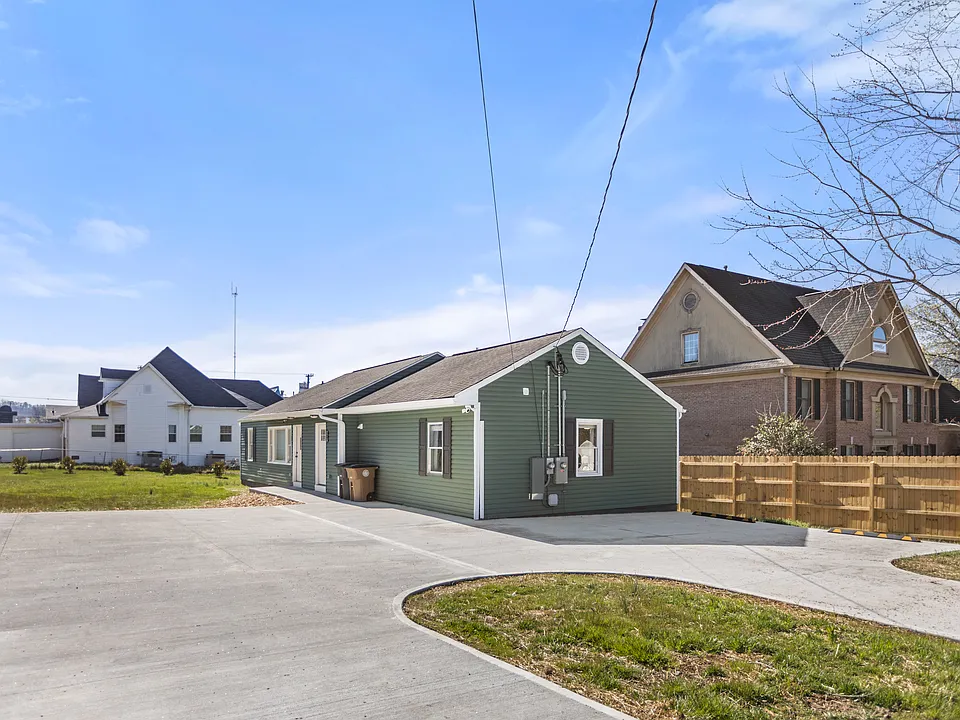 5407 Central Avenue Pike #5407
