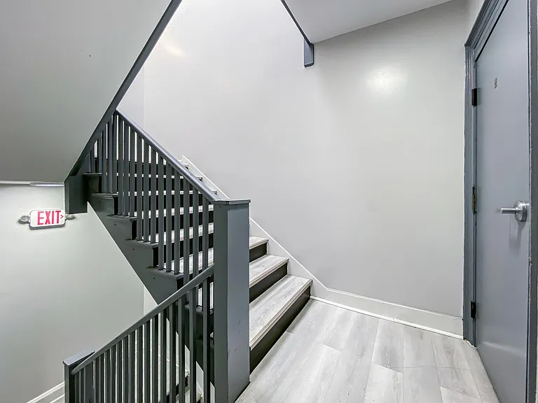 Grange Apartments — Photo 1