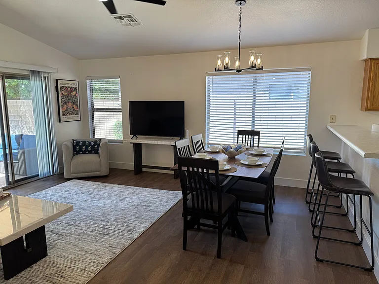 N San Benito Dr — Photo 9