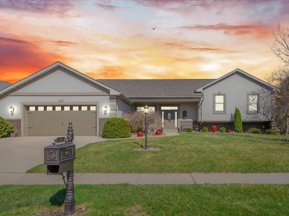 408 Beringer Cir, Urbana, IL 61802