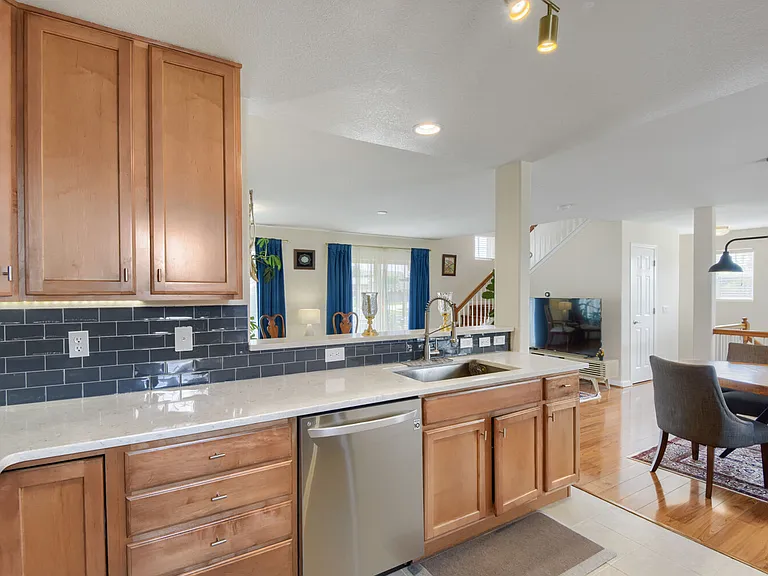 7526 S Quatar Way — Photo 9