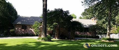 1st image of 319 Hickory Dr