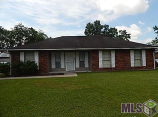 40179 La Rochelle Rd, Prairieville, LA 70769