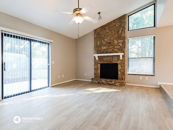 4th image of 3025 S Blue Heron Dr