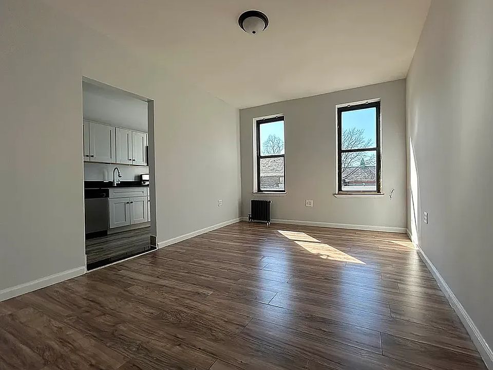 2nd image of 556 W 156th St APT 44