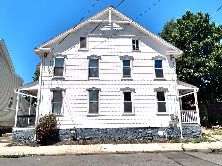 67 N Federal St — Photo 13