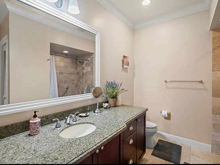 319 Kai Malu Pl #60B — Photo 16