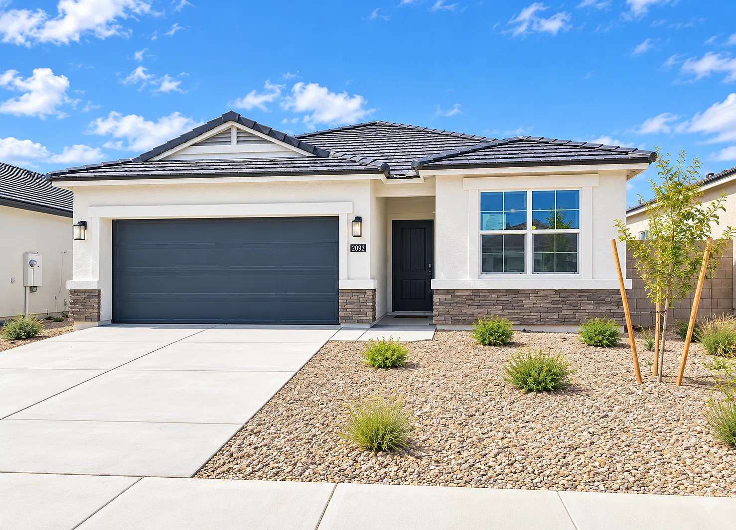 4 bed, 2.5 bath, 1854 sqft, $2,095 — Photo 1