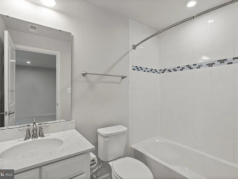 311 Sunrise Ct — Photo 59