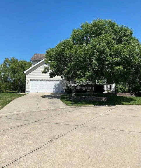 2209 Tigers Way — Photo 1
