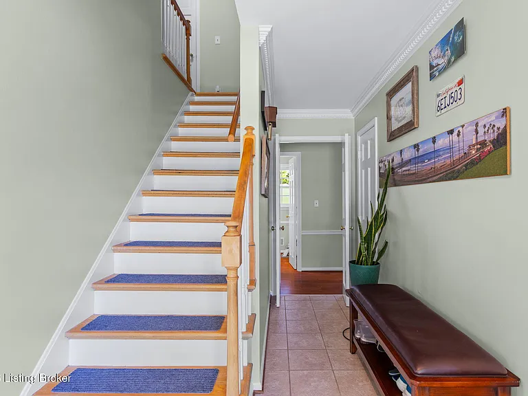 10807 Helmsdale Ln — Photo 20