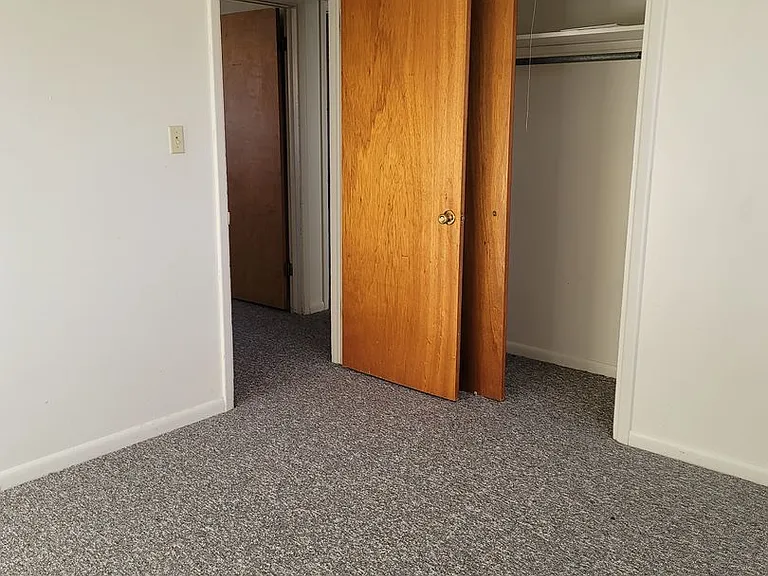 1889 Cherry Ct — Photo 10