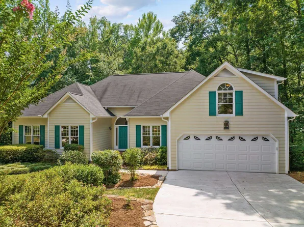 6 Wyndham Pl, Durham, NC 27705