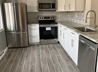 105 Chelsea Cv S, Hopewell Junction, NY 12533