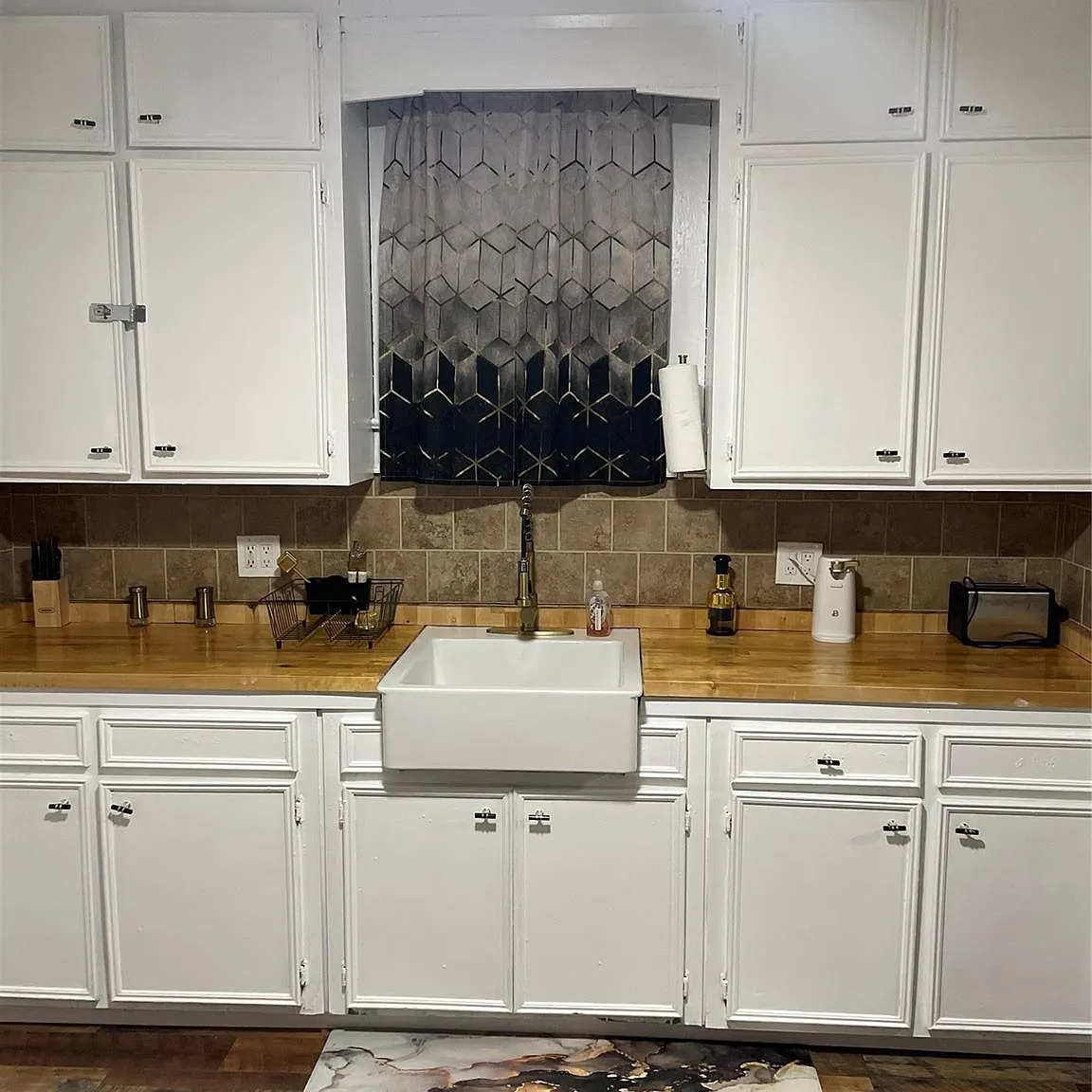 2 bed, 1.0 bath, 530 sqft, $1,250 — Photo 2