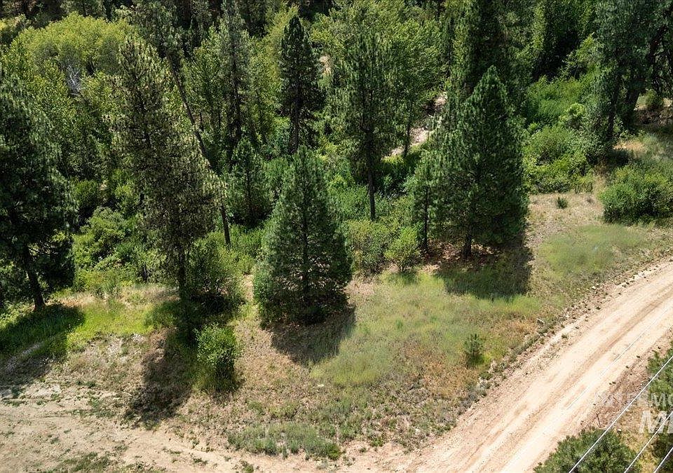 1st image of LOT 13 Creekside Ct