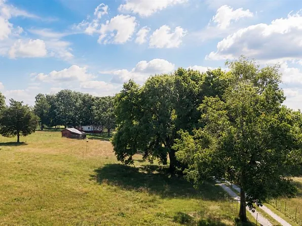 11577 Radio Station Rd, Cadet, MO 63630