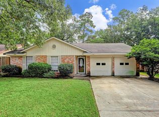 23102 Berry Pine Dr, Spring, TX 77373