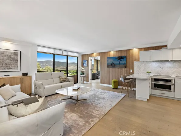 24055 Paseo Del Lago Unit 1063, Laguna Woods, CA 92637