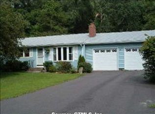 76 Cedar Ridge Ter, Glastonbury, CT 06033