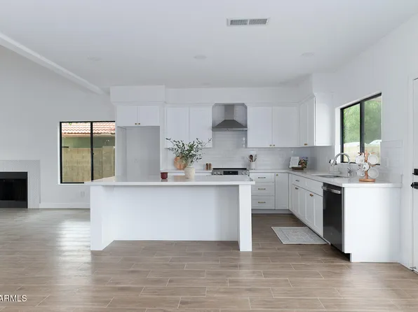 551 E JUANITA Avenue, Gilbert, AZ 85234