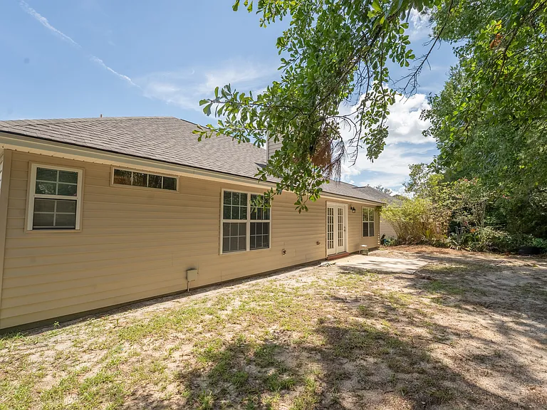 123 W Tisbury Ln — Photo 32